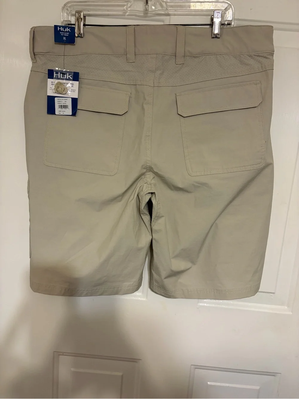 HUK Fishing Men's Performance Fishing Khaki Shorts Size XL New with Tags